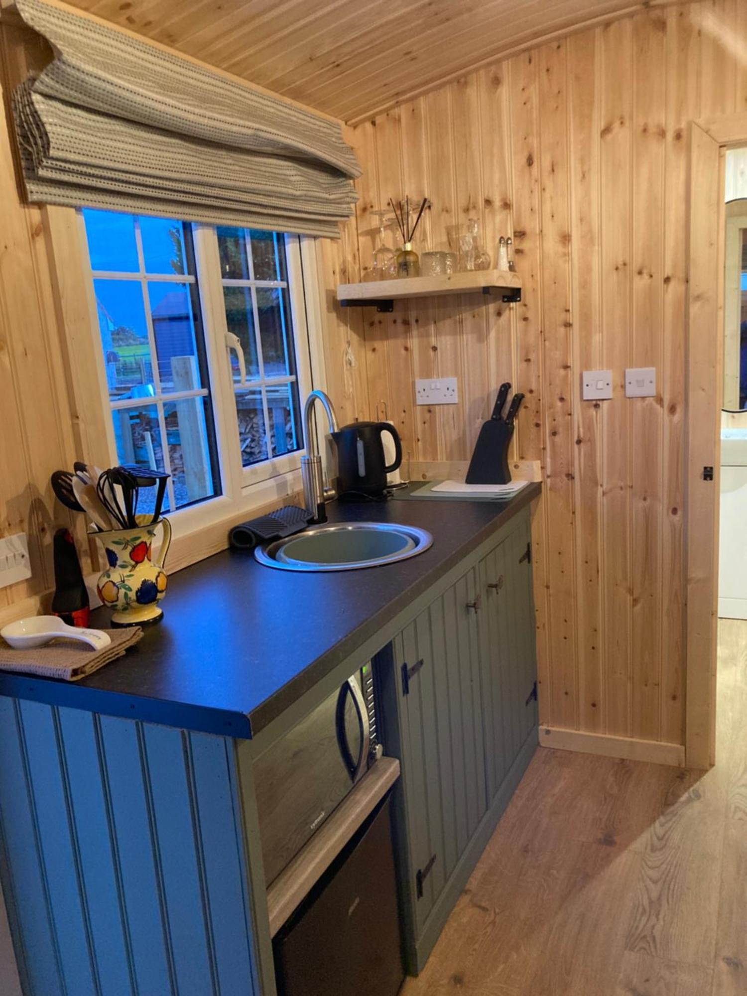 The Swift, Shepherds Hut *